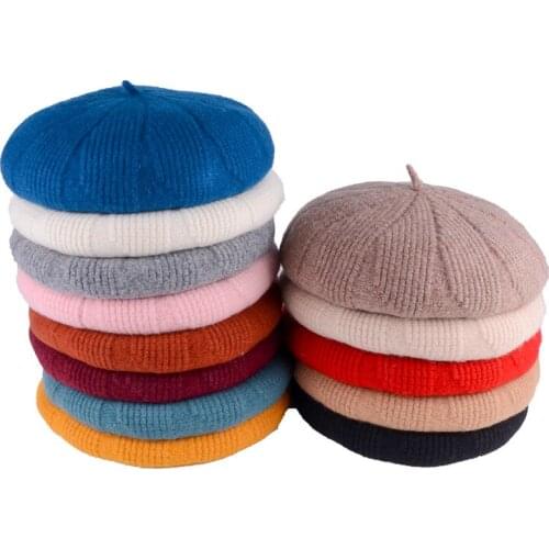 Vinatage women casual woolen berets cap Elegant Ladies crochet artist hats thick warm striped Pumpkin gorros