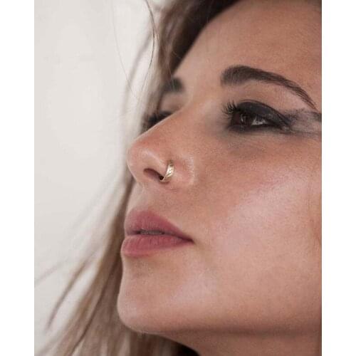 Exquisite Creative Body Piercing Jewelry Nose Ring Piercing Round Ladies Nose Ring Jewelry Gift
