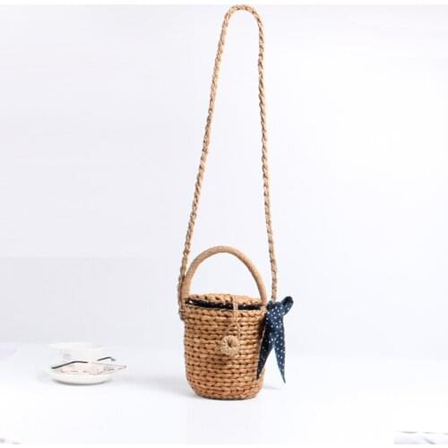13x16CM 2018 New Straw Bag Shoulder Slung Small Bucket Bag Bow Female Braided Beach Bag Cute Girl Vacation a5366