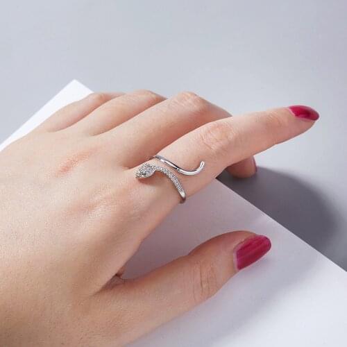 Fashion Micro Inlay Zircon Green Eye Snake Ring Wedding Designer Jewelry for Women Party Gift Copper White Gold Open Rings