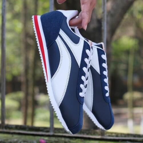 Sneakers for Men Soft Comfortable Jogging Shoes Skateboard Shoes Casual Lace-up Walking Sneakers Size 39-44