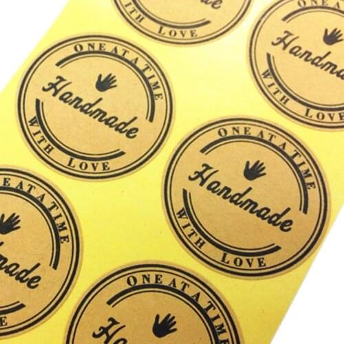 100Pcs/lot NEW Handmade With Love Vintage Kraft Paper Stickers DIY Label For Gift Packaging Baking Sealing Sticker supplies