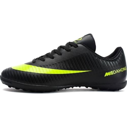 Black Football Shoes for Men Soccer Kids Indoor Sneakers Turf Spike Superfly Futsal Original Comfortable Boy Waterproof Boots