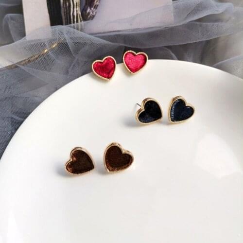 Sweet contracted flannelette heart-shaped earrings personality autumn girl feeling stud earrings