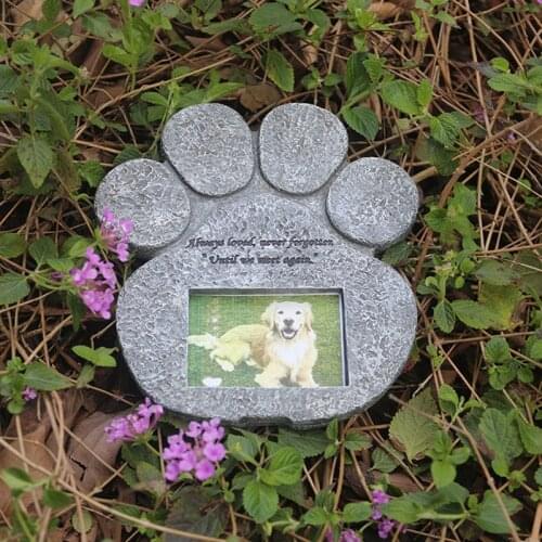 LeChong Pet Memorial Tombstone Personalized Pet Dog Gravestone Garden Backyard Grave Markers Dog Memorial Stones