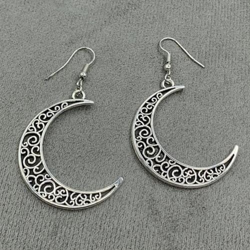 Hollow Moon Earrings For Females Specially Designed Pendant Retro Occasions Jewelry Important On Wearing K8N8