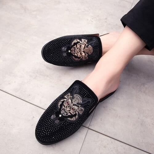 Black Rhinestone Men Dress Shoes Velvet Crystal Luxury Moccasins Mens Loafers Office Business Zapatos Hombre Wedding Slippers