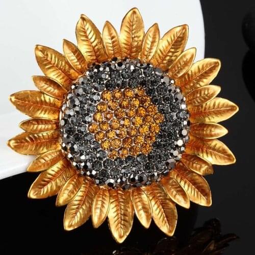 New Arrival Rhinestone Crystal Sunflower Brooch For Women New Year Gifts Colares Yellow Enamel Hijab Accessories Bags Bijoux