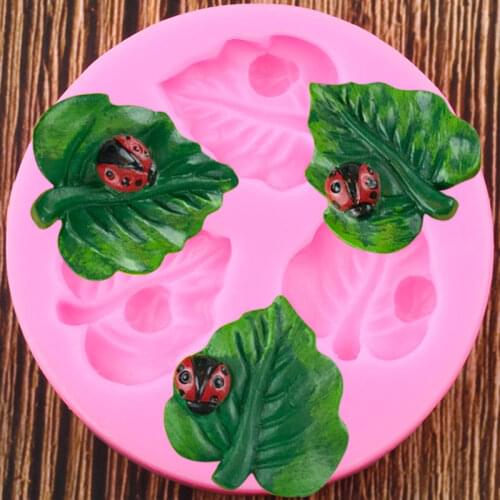 3D Leaf Silicone Mold Ladybug Leaves Fondant Moulds Cake Decorating Tools Candy Polymer Clay Chocolate Gumpaste Moulds