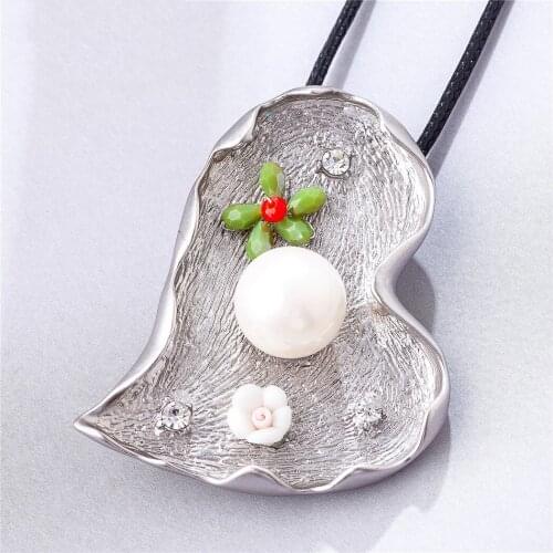 Beautiful Leaf Vintage Plant Jewelry Long Necklace for Women Pendant Black Rope Chain Jewellery Suspension Choker Hotsale 2021