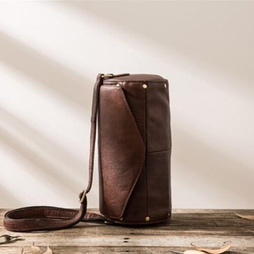 Men Cylinder Bag Shoulder Sports Bucket Bag Handmade Leather Mens Bag Messenger Bag Retro Original Head Layer Leather Vintage