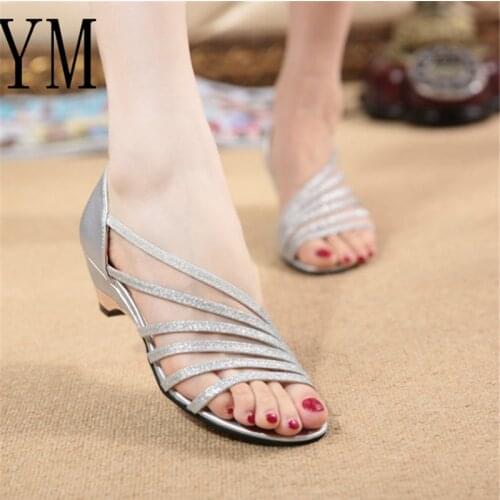Thong Sandals Summer hollow out Women Flip Flops Weaving Casual Beach Flat With Shoes Rome Style Female Sandal Wedge Low Heels