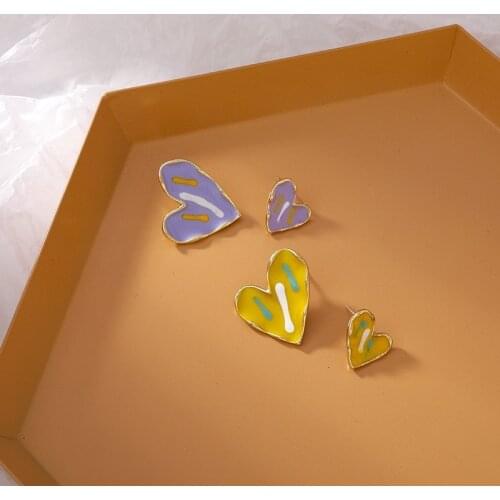 VSnow Unique Design Enamel Asymmetric Love Heart Dangle Earring for Women Girls Fashion Multicolor Earring Holiday Jewelry Gifts