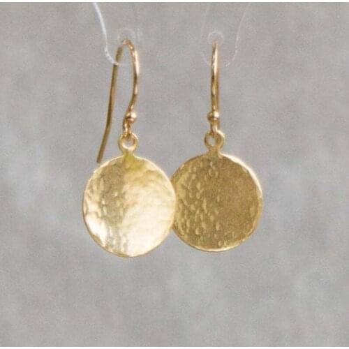 2021 Wholesale Cross-border European and American Twisted Round Beating Pattern Earrings Disc Earrings and Necklace Set