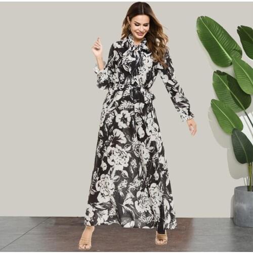 Elegant Lace-up Muslim Dress Women Chiffon V Neck Eid Mubarak Abaya Dubai Turkey Morccan Kaftan Islamic Clothing A-line Dresses