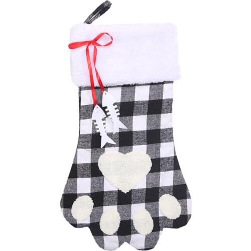 Large Christmas Stocking Gift Bag Checkered Dog Paw Shaped Classic Hanging Fireplace Decor for Party Christmas Tree WWO66