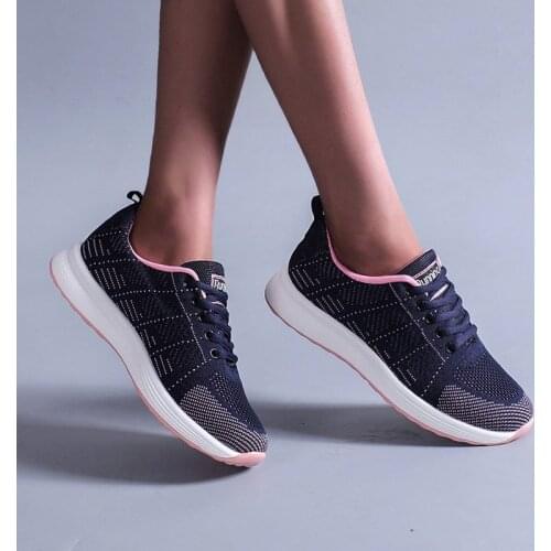 2020 new luxury running shoes sneakers couple spring and summer breathable sneakers womens