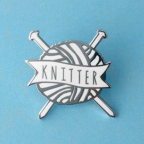 Knitter Yarn Crochet Craft Enamel Brooch Pin Backpack Hat Bag Collar Lapel Pins Badges Women Mens Fashion Jewelry Accessories