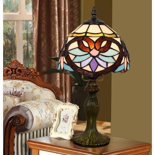 Baroque Mediterranean heart-shaped creative lighting Tiffany stained glass bar restaurant bedroom bedside small table lamp