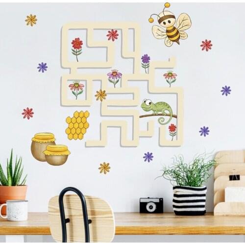 Gecko Looking For Honey Maze Self Adhesive Wallpaper For Children Beautify Decorative Wall Stickers