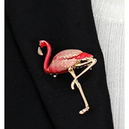 12pcs/lot Wholesale Red Flamingo Birds Brooches Men Jewelry Enamel Statement Punk Brooches Bouquet Animal Brooch Pin Accessory