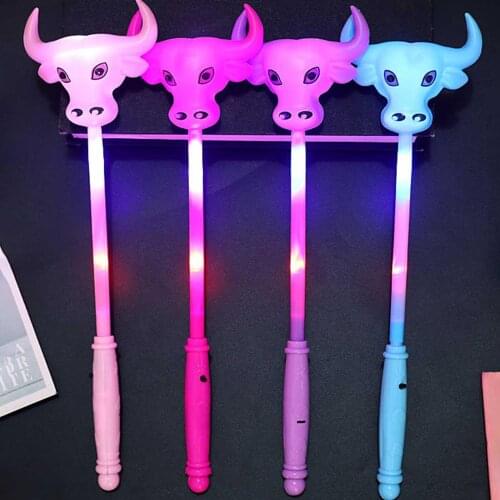 Cartoon Cow Head Flashing Glow Stick Wand Christmas New Year Party Props Kid Toy Stick Wand Christmas New Year Party Props Kid T
