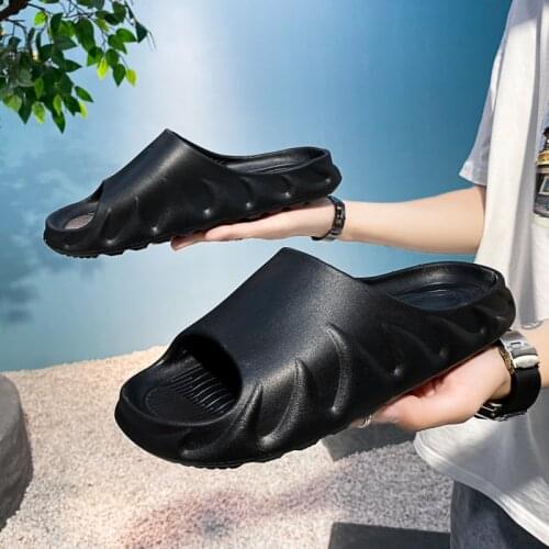 Home Slippers Soft Slippers Thick Sole Non-slip EVA Indoor Shoes Flat Slides Men Beach Ourdoor Light Flip Flops Plus Size 45