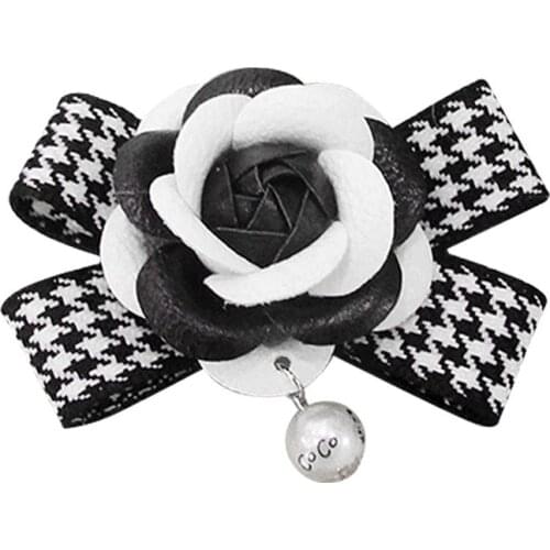 Korean Fashion Fabric Pearl Camellia Flower Bow Brooches Broches Women Accessories Hijab Lapel Pin Badge Brooch Jewelry Luxury