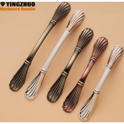 Antique Green Bronze Zinc Alloy Furniture Hand Pull Cupboard Door Classic Europe Type Is 96mm Hole Drawer Handle