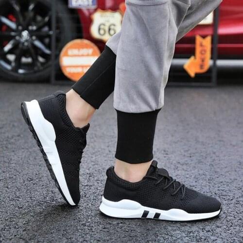 Autumn New Sports Casual Shoes Korean Version of The Trend of Running Flying Woven Breathable Wild Mesh Mens Shoes