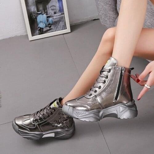 2020 New Martin Boots Womens High-top Shoes Womens Small Short Boots Fashion All-match High-top Boots