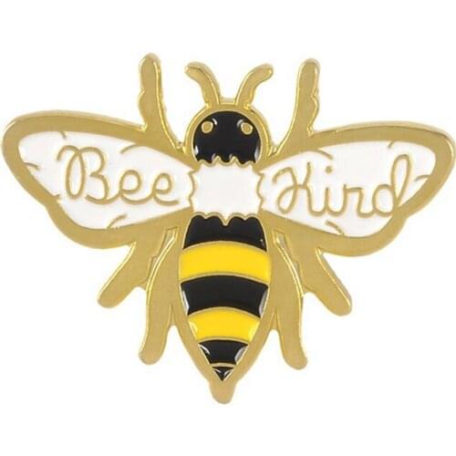 Golden Bee Cute Enamel Brooch Insect Hive Bee Denim Shirt Lapel Pin KIND BEE Custom Badge Men And Women And Children Jewelry
