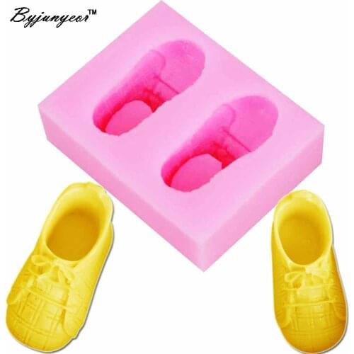 Byjunyeor Basketball Shoes UV Resin Silicone Mold Fondant Chocolate Candy Lollipop Crystal Epoxy Soft Clay Bake Tools M798