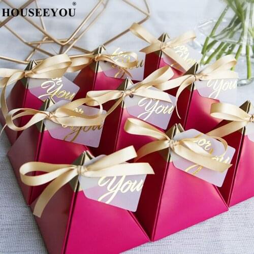 Rose Red Triangular Pyramid Sweet Candy Box Wedding Favors Paper Chocolate Bags Gift Packing Decoration Party Supplies