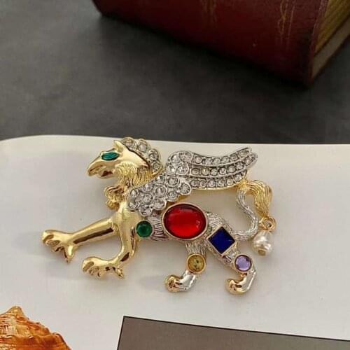 European and American retro pearl gems inlaid Western antique monster woman brooch fashion jewelry