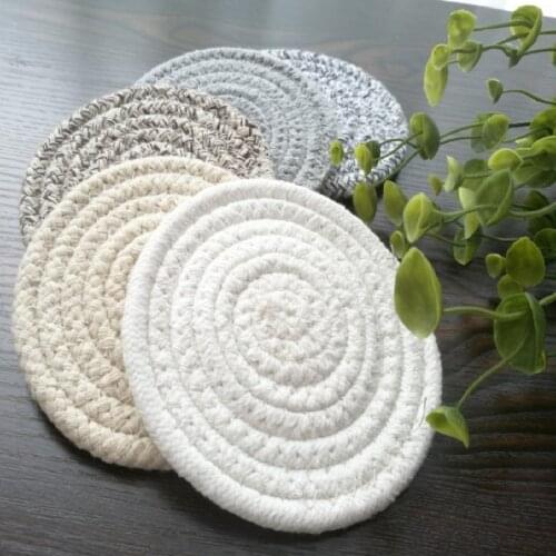 Knitted Cotton Linen Hot Pad Round Table Mat Stand for Mugs Anti Slip Drink Insulated Placemats Kitchen Furniture