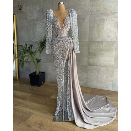 2022 Formal Evening Dresses Illusion O Plunging V Beaded Shinny Sheath Vestidos De Fiesta with Overskirt