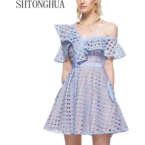 SHTONGHUA Self Portrait Runway Summer Dress 2019 Fashion Off Shoulder Lace Hollow Out Ruffles Women Sexy V Neck Party Mini Dress