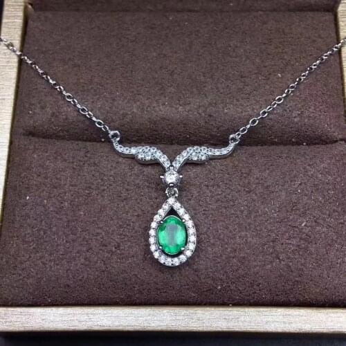 Natural green emerald gem Pendant necklace S925 silver Natural gemstone Elegant delicate water drop Wing necklace girl jewelery