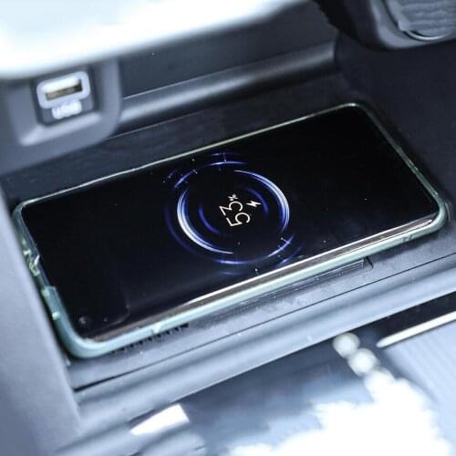 15W QI car wireless charging phone charger fast charging case charging plate phone holder for Hyundai IX35 2018 2019 2020