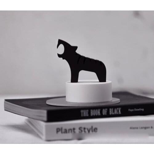 Aromatherapy Gypsum Four Simple Animal Silicone Molds Whale Bear Roaring Dog Cute Dog Ice Tray Baking