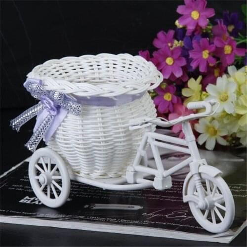 White Plastic Flower Small Wheel Round Basket Three Wheel Float Vase Flower Arrangement Home Decoration