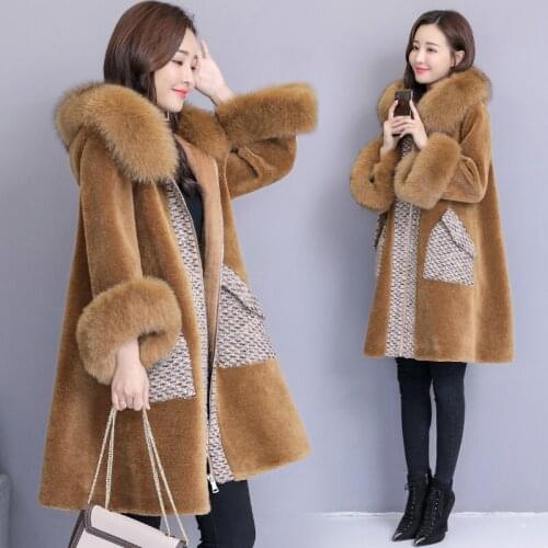 2020 Luxury clothes Sheep shearling coat women Winter clothing New Long Ladies coats Loose Faux fur collar hooded fur Outerwear