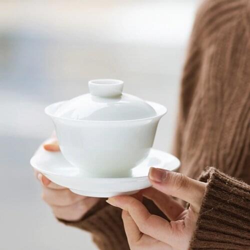 White Porcelain Tea Bowl Ceramic Gaiwan Jingdezhen Beautiful Teaware Drinkware Master Cup Handmade Tea Tureen Decoration Crafts