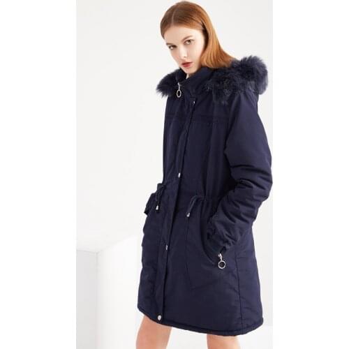 Fashion Winter Woman Parkas Hooded Female Clothing European Style Thick Jacket Women