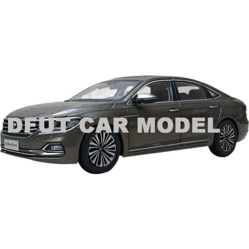 Diecast 1:18 Alloy Pull Back Toy NEW PASSAT Car Model Of Childrens Toy Cars Original Authorized Authentic Kids Toys