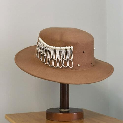 New Elegant Top Hat High Quality Wool Fedoras Hat For Women Pearl Rhinestone Tassels Grace Panama Jazz Fedora Hat Sombrero Mujer