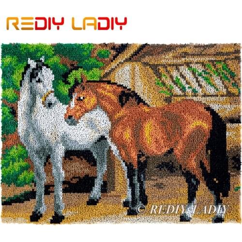 Latch Hook Rug Two Horses Plush Tapestry Kits Crochet Cushion Mat DIY Carpet Rug Needlpoint Chunky Yarn Arts & Crafts 81*61cm