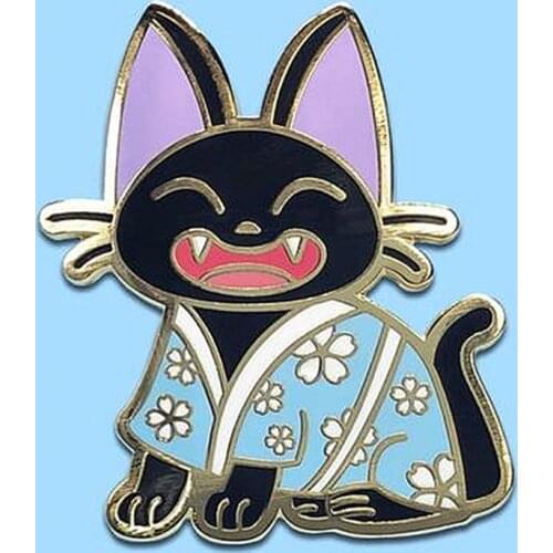 Classic Jiji Cat Wearing Kimono Brooch Pins Enamel Metal Badges Lapel Pin Brooches Jackets Jeans Fashion Jewelry Accessories
