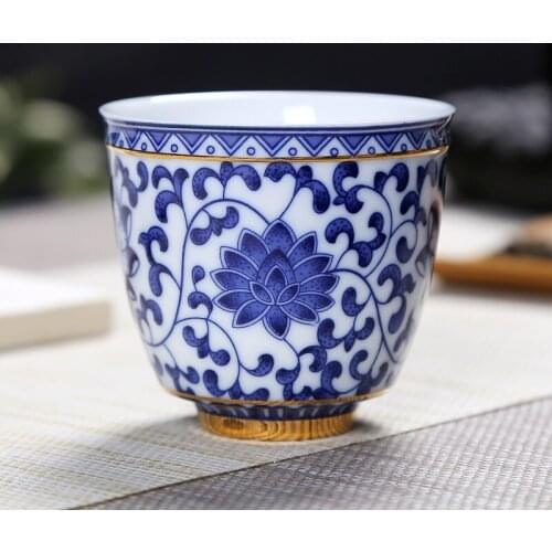 Blue and white porcelain tea cup large size in glaze color painted gold full flower cup retro style tea cup Master single Cup